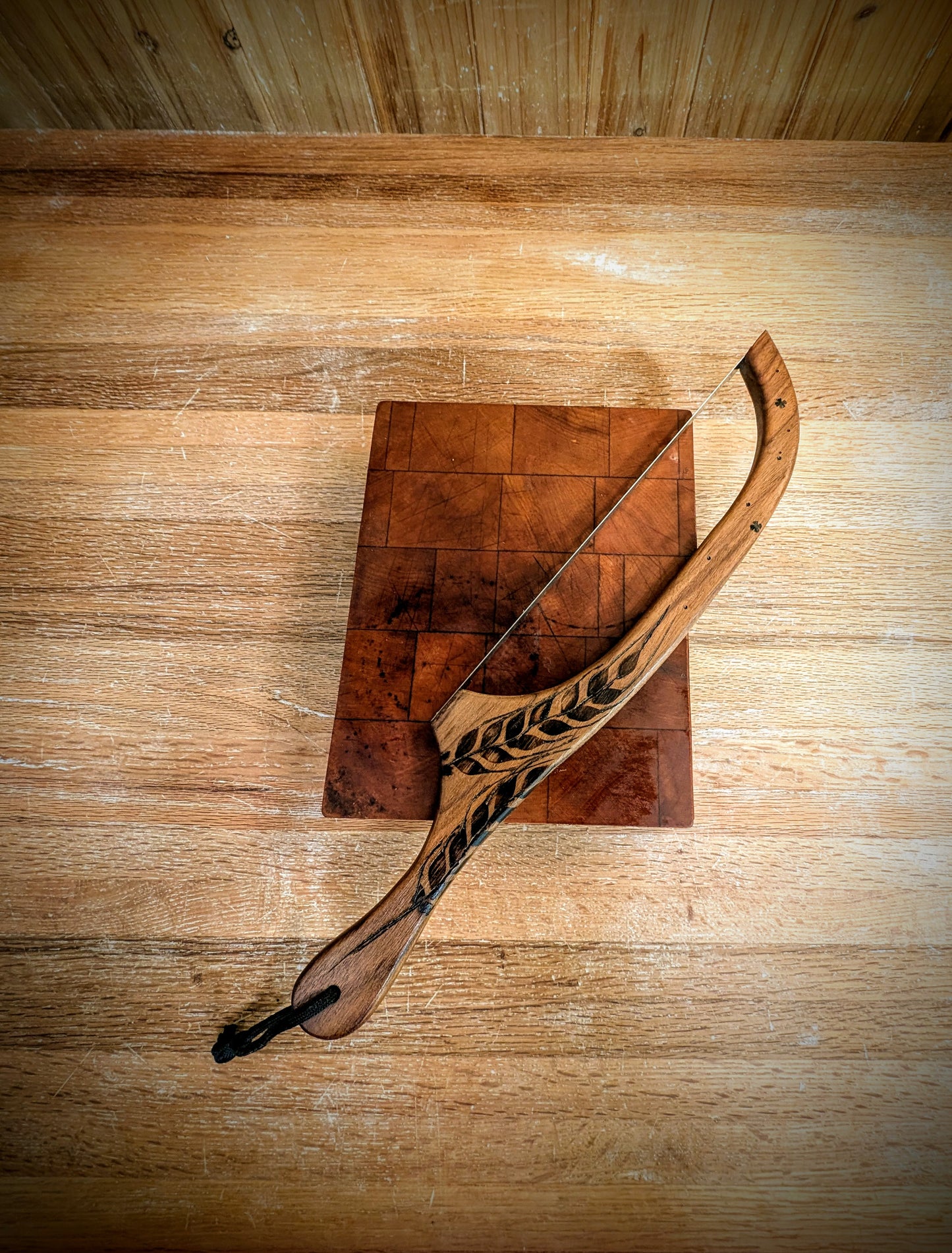 Bread Bow Knife